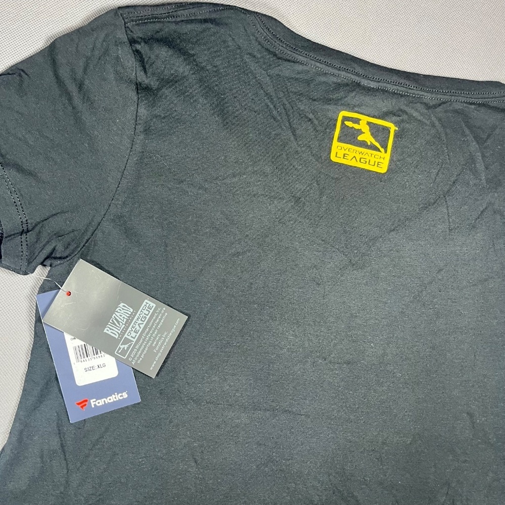 Philadelphia Fusion Fanatics V Neck Woman’s  T-Shirt SizeXL Overwatch League New - Picture 6 of 6